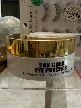 24K Gold Eye Patches - Hydrating Under-Eye Treatment (Gold/White)